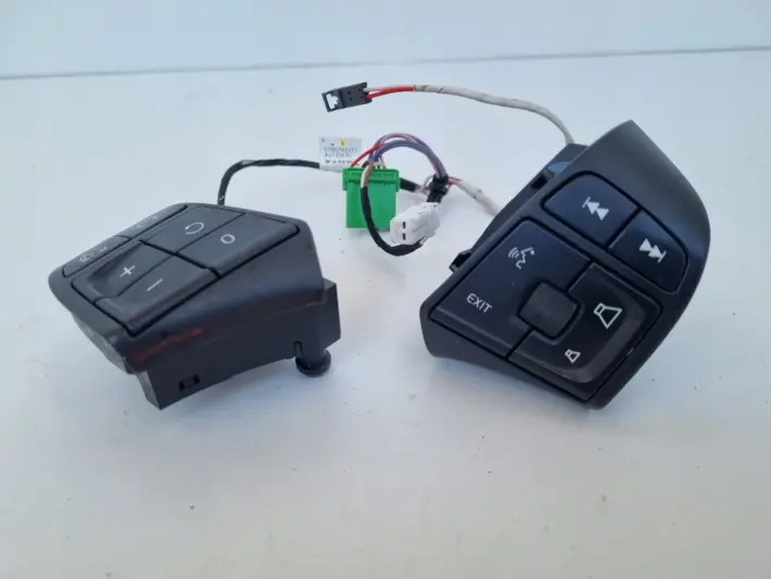 Volvo S60 II V60 I PRZEŁĄCZNIKI KIEROWNICY Panel 31334457 31332911