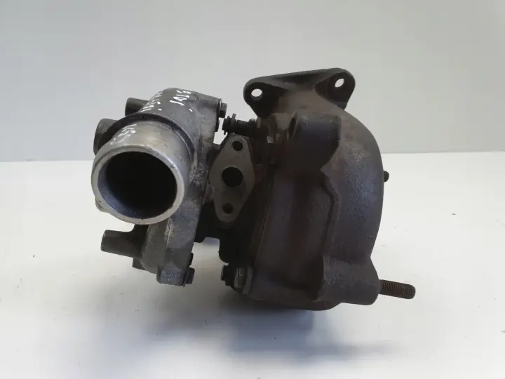 Audi A4 B7 1.9 TDI TURBOSPRĘŻARKA turbo 028145702H 115KM
