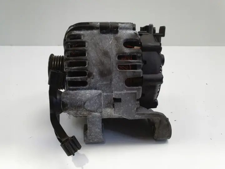 Mini Cooper D R60 1.6 D ALTERNATOR valeo 7823291