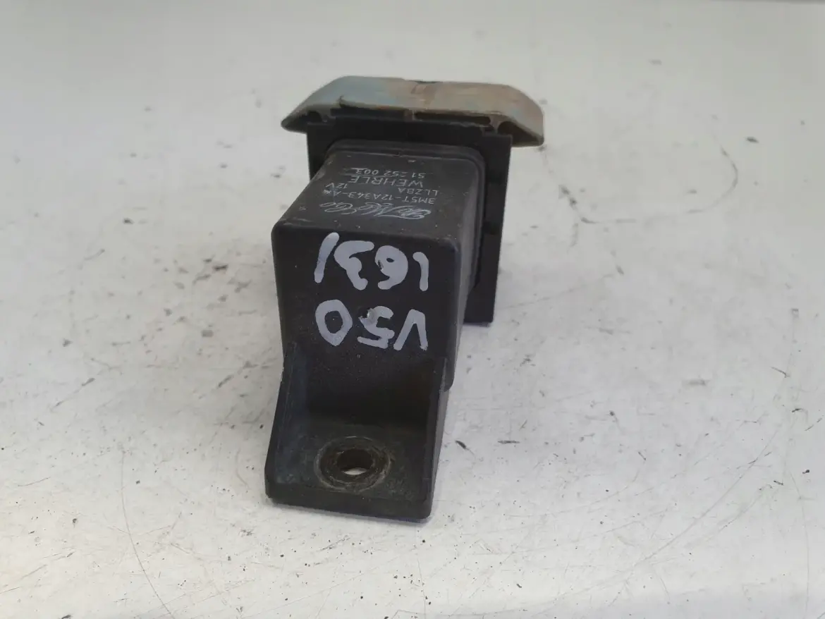 Volvo S40 II V50 C30 Diesel PRZEKAŹNIK ŚWIEC ŻAROWYCH 3M5T-12A343-AA