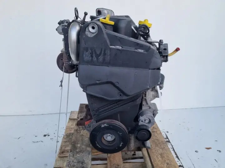 SILNIK BEZ OSPRZĘTU Renault Scenic III 1.5 DCI K9K832