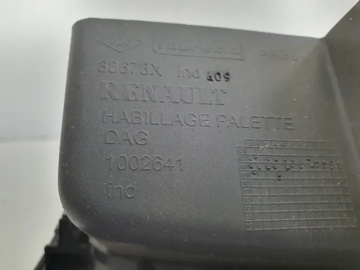 Renault Laguna III DOLNA OSŁONA DESKI ROZRZIELCZEJ obudowa 689210011R