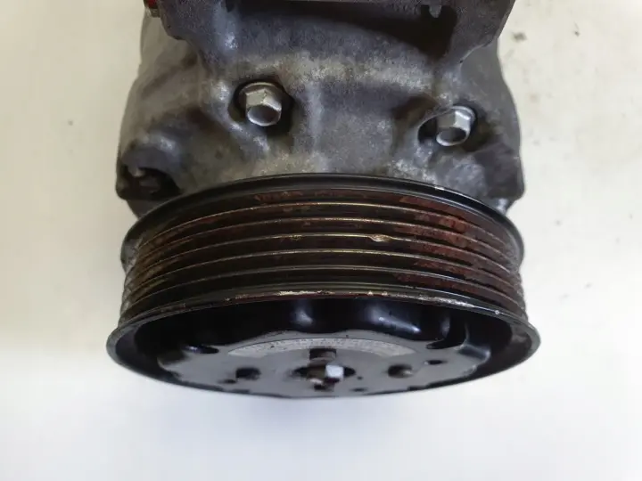 VW Golf V 1.6 FSI SPRĘŻARKA KLIMATYZACJI pompa