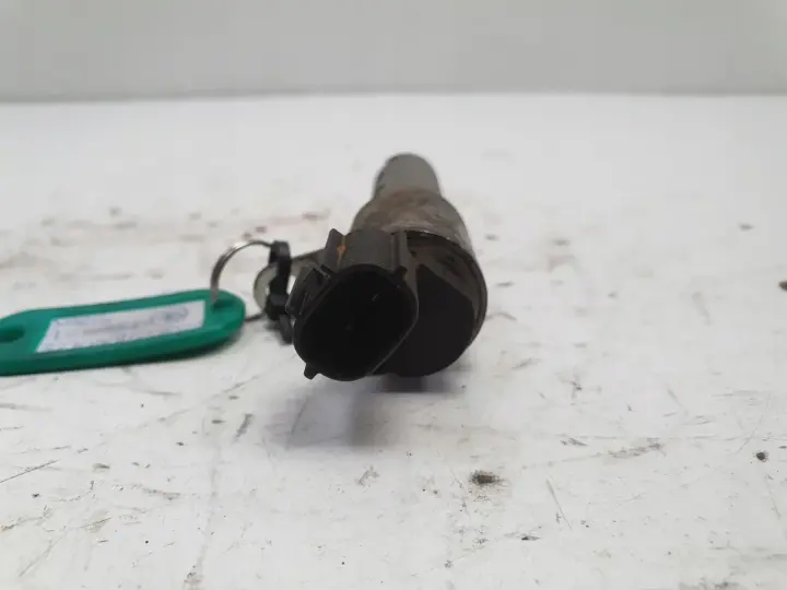 Toyota Yaris III 1.5 H HYBRID ZAWÓR FAZ ROZRZĄDU czujnik 321040538023