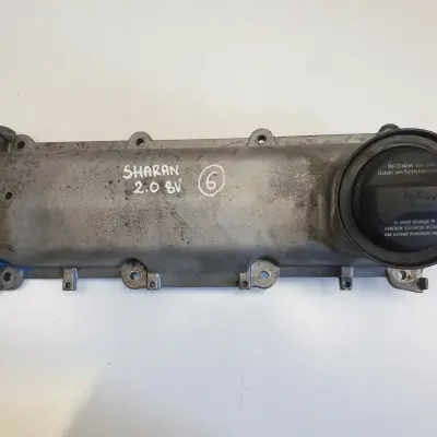 VW Golf IV 2.0 8V POKRYWA ZAWORÓW 06A103475AP