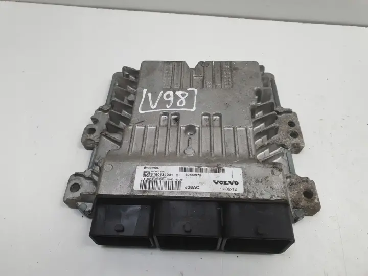 Volvo S40 II V50 1.6 D STEROWNIK SILNIKA komputer 30788975 S180134001B