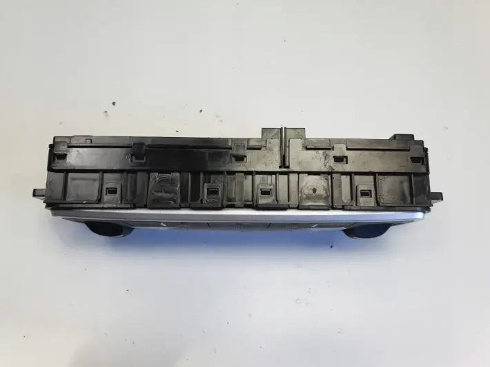 Renault Megane III lift PANEL KLIMATYZACJI Nawiewu 275100007R