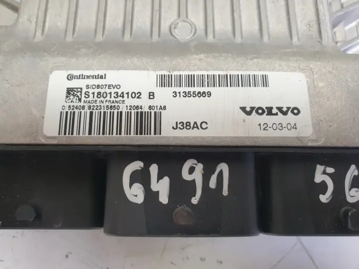 3e85017251c304dffca0b1c1cf562f39