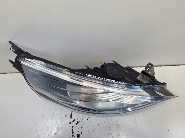 Renault Clio IV 12-16r PRZEDNIA LAMPA PRAWA PRAWY PRZÓD europa 010330748
