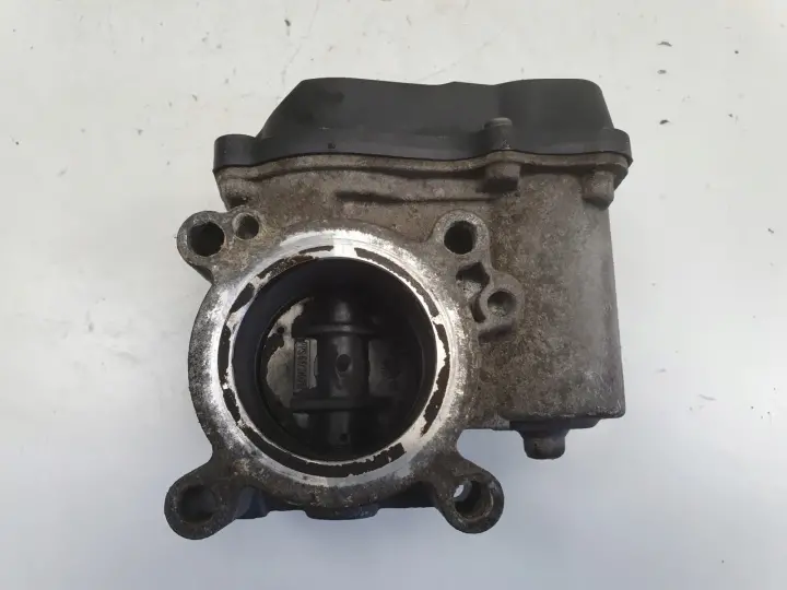 Skoda Fabia I 1.2 12V PRZEPUSTNICA 03C133062B