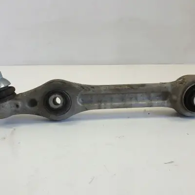 Mercedes W213 W238 COUPE PRZEDNI WAHACZ PRAWY