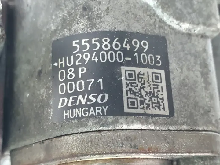 0c6516ddee738a53776d5167abbf1c90