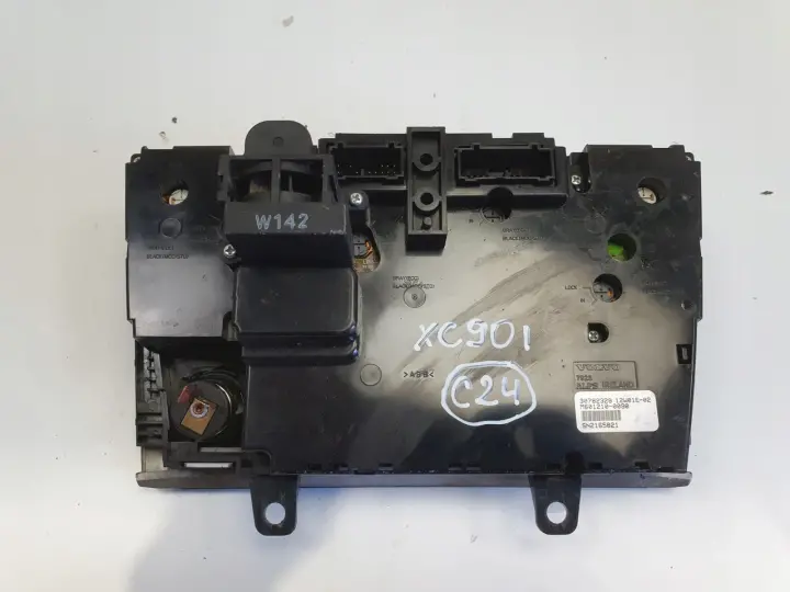 Volvo XC90 I PANEL KLIMATYZACJI Nawiewu przełącznik 30782329