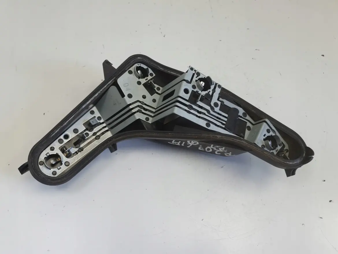 Peugeot 207 lift WKŁAD TYLNEJ LAMPY Prawy tył VP9PXFX-13N004-A