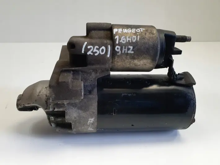 Mini Cooper R56 1.6 D ROZRUSZNIK bosch 0001138006 7802945