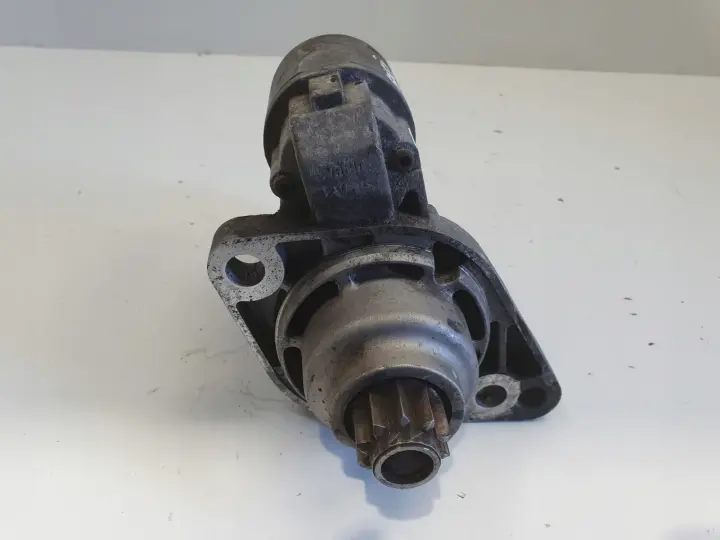 VW Golf V 1.4 FSI ROZRUSZNIK 02Z911023G valeo