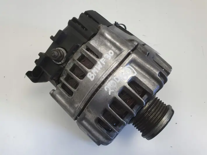 BMW F30 F31 2.0 D ALTERNATOR valeo 8519890 150A