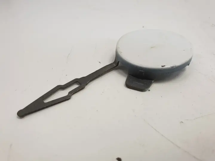 Opel Corsa F ZAŚLEPKA ZDERZAKA HAKA tył 9829776480