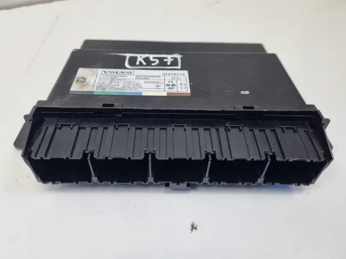 e892385a38290f086dc37d6e3657cd17