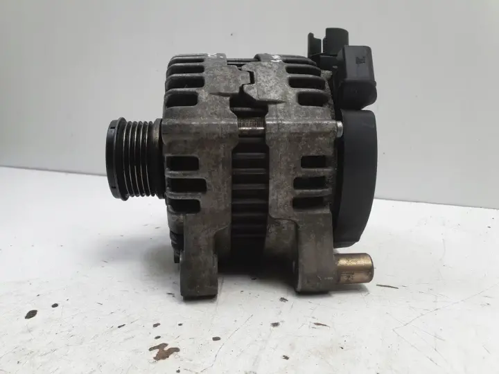 Ford Mondeo MK4 2.0 TDCI ALTERNATOR 0121615009