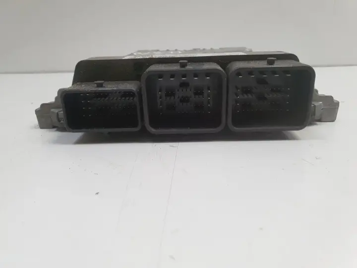 53aec525f6cb07f868fdf43c7e64f136