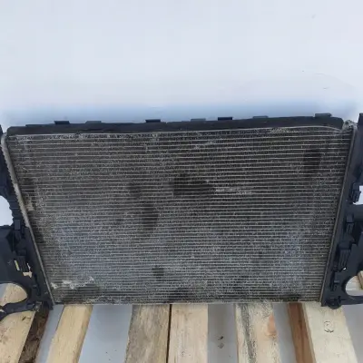 Volvo V70 III 2.4 D5 CHŁODNICA WODY Wentylator