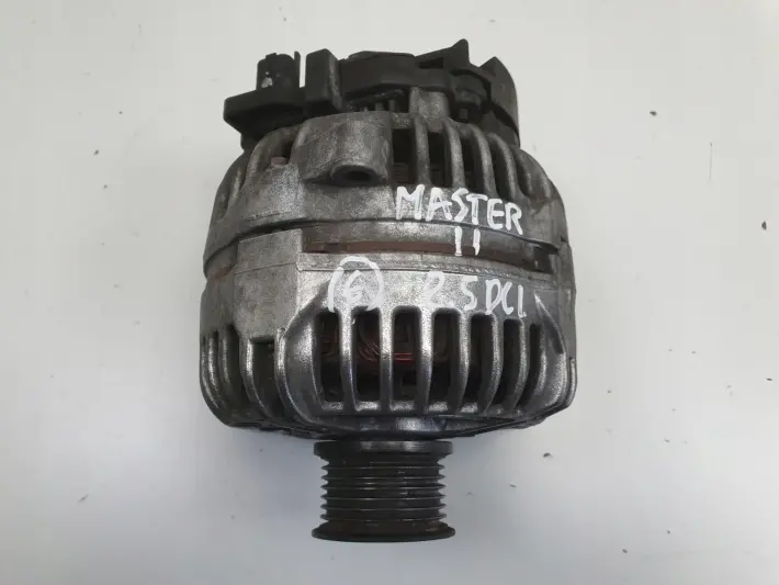 Renault Master II 2.5 DCI ALTERNATOR 0124525044 150A bosch
