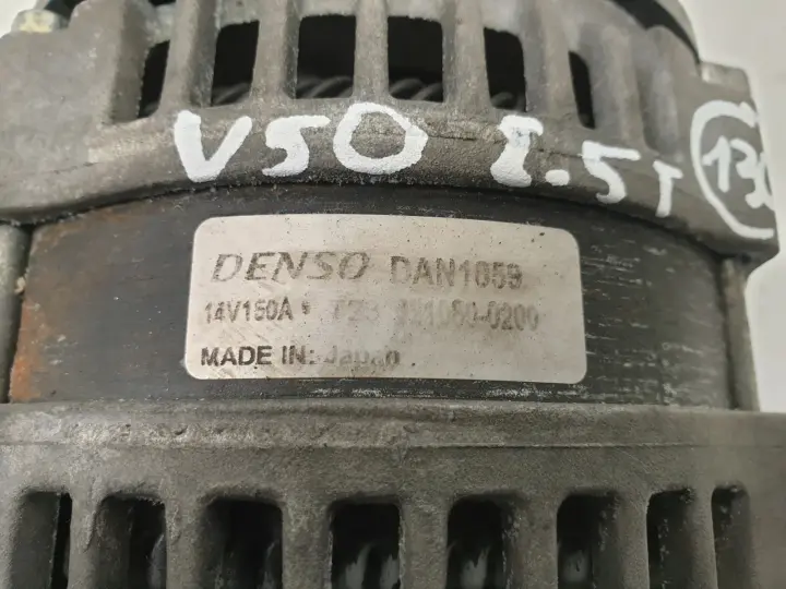 Volvo S40 II V50 2.5 T turbo ALTERNATOR DENSO