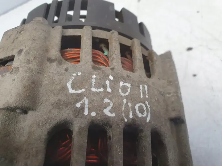 Renault Clio II 1.2 16V ALTERNATOR 7700437090 valeo 95A