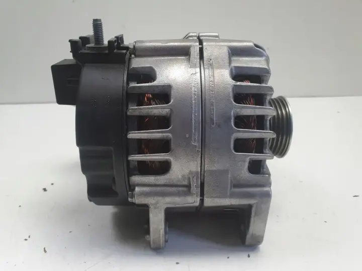 Mercedes W213 E200 1.6 CDI ALTERNATOR valeo A0009068302 250A