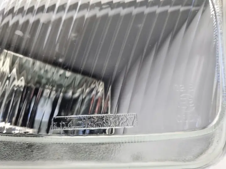 Opel Vectra B LIFT HALOGEN PRAWY PRZÓD przedni pasażera 19-5327