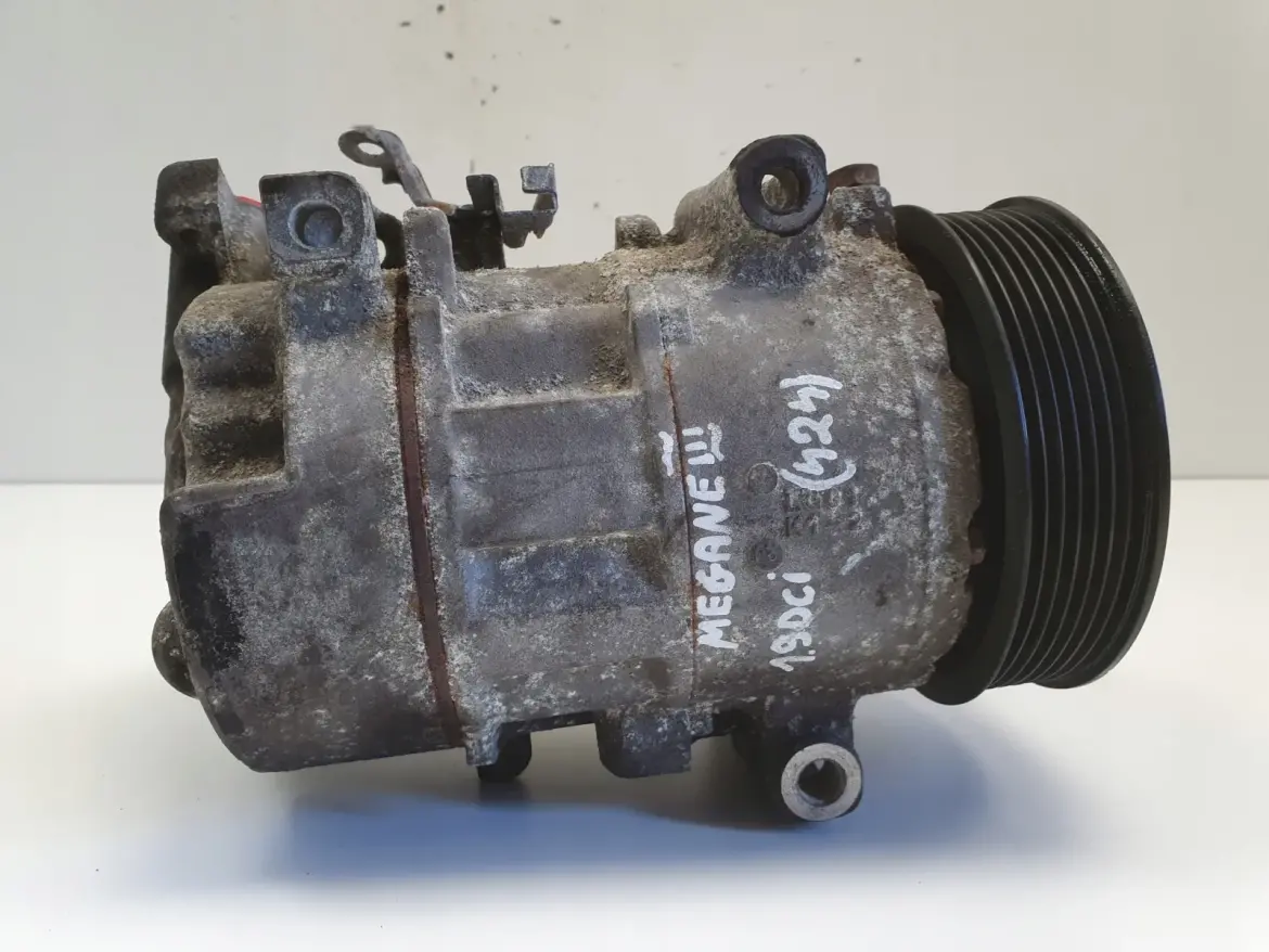 Renault Megane III 1.9 dCi SPRĘŻARKA KLIMATYZACJI 8200956574-A