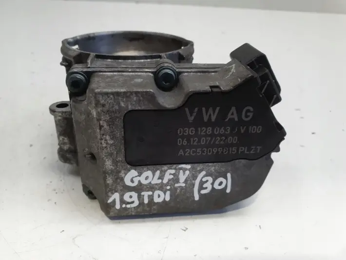 VW Golf V 1.9 TDI PRZEPUSTNICA 03G128063J