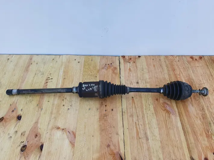 BMW F01 F02 750i Xdrive PRZEDNIA PRAWA PÓŁOŚ Przód