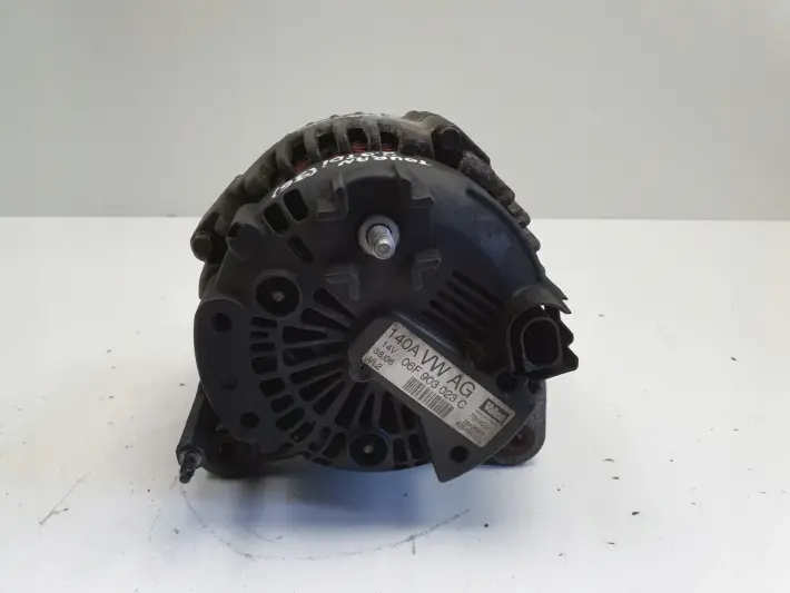 VW Touran I 2.0 TDI ALTERNATOR 06F903023C valeo 140A