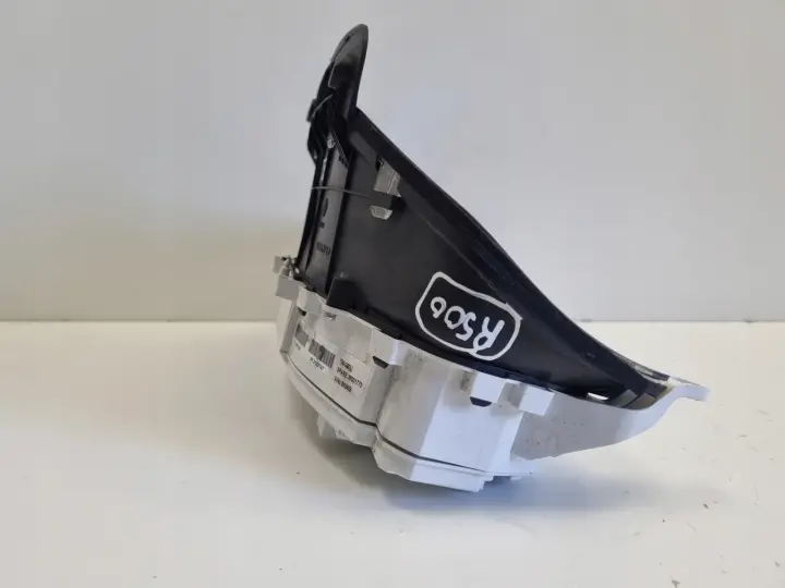 Volvo VOLVO S60 II V60 I Diesel LICZNIK ZEGARY Europa 31327747