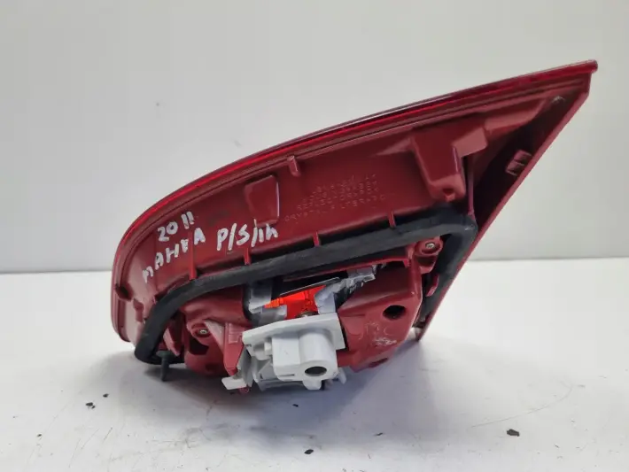 Opel Meriva B LIFT TYLNIA TYLNA LAMPA LEWA lewy tył w klapę 21629003