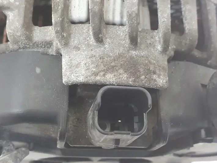Peugeot 2008 1.5 BlueHDI HDI ALTERNATOR 9824742880