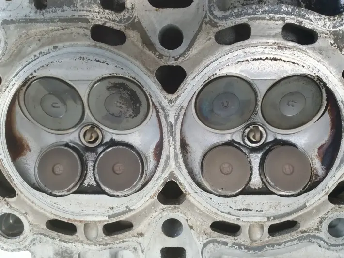 Ford Focus mk3 1.6 16VcGŁOWICA CYLINDRÓW RFAE8G6090BA