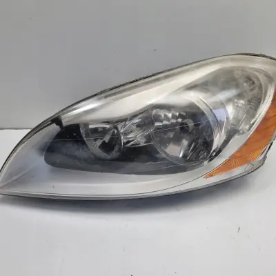 Volvo XC60 I 08-13r PRZEDNIA LAMPA LEWA lewy przód USA 30763147