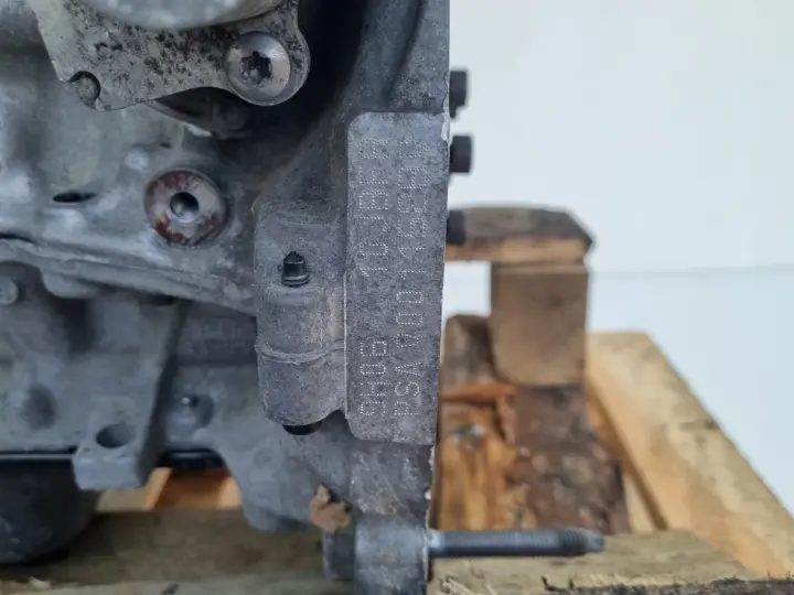 SILNIK BEZ OSPRZĘTU Peugeot 208 1.6 HDI EHDI E-HDI 92KM 9H06 9HP