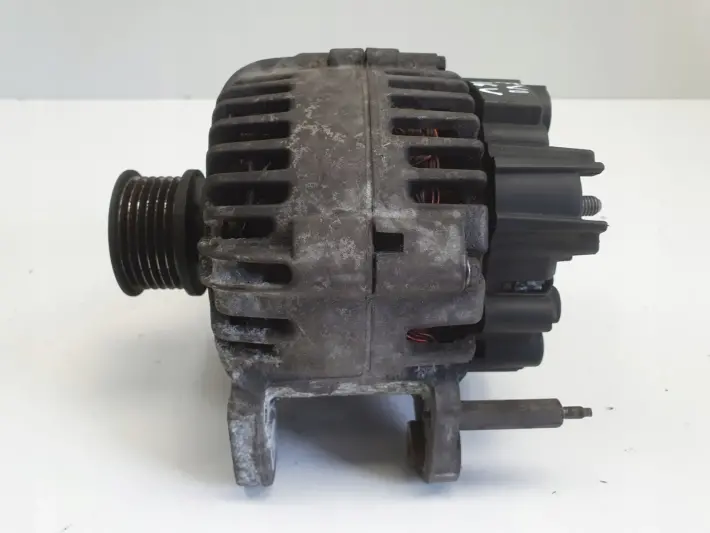VW Golf VI 1.4 16V ALTERNATOR 036903024H 110A valeo
