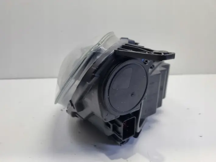 Volvo V40 II 12-16r PRZEDNIA LAMPA LEWA lewy przód EUROPA 31283326