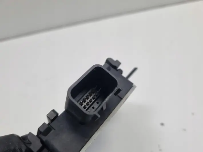 Volvo S60 II V60 lift CZUJNIK MARTWEGO POLA Radar 31429893