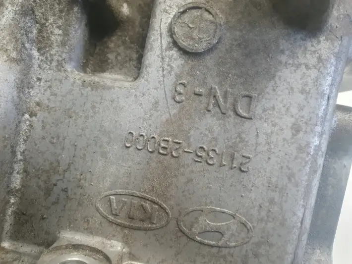 Hyundai i30 1.4 1.6 16V MISKA OLEJOWA oleju 21135-2B000