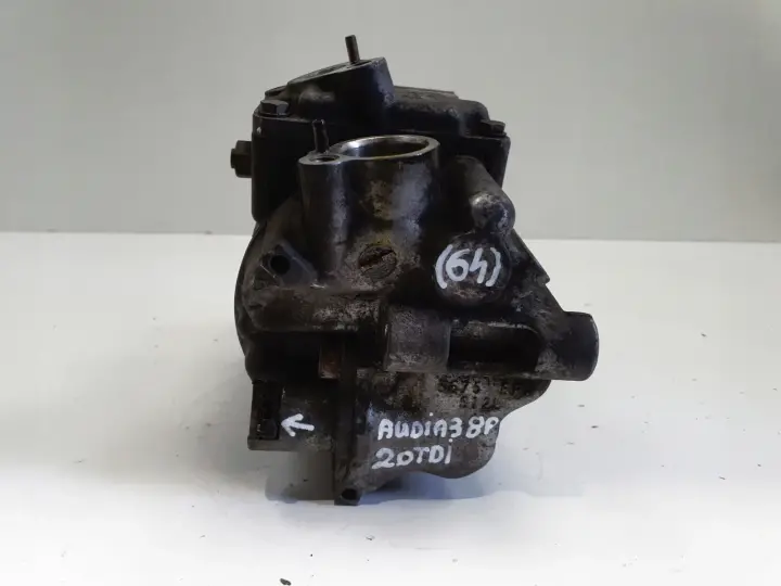 Audi A3 8P 2.0 TDI SPRĘŻARKA KLIMATYZACJI 1K0820803G