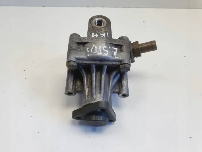 Audi A6 C4 2.5 TDI POMPA WSPOMAGANIA 048145155F