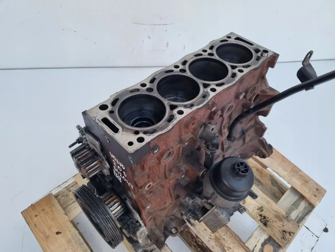DÓŁ SILNIKA BLOK WAŁ KORBOWY Volvo C30 S40 II V50 V70 2.0 D DIESEL D4204T