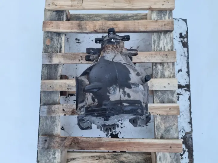 Mercedes C219 W219 3.0 CDTI TYLNY MOST dyfer DYFERENCJAŁ tył A2303511808