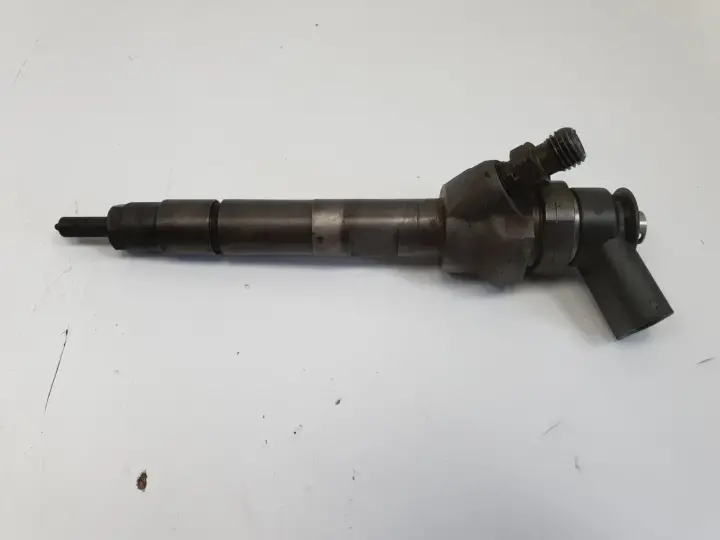 BMW E87 E90 E91 2.0 D WTRYSKIWACZ wtrysk 0445110289